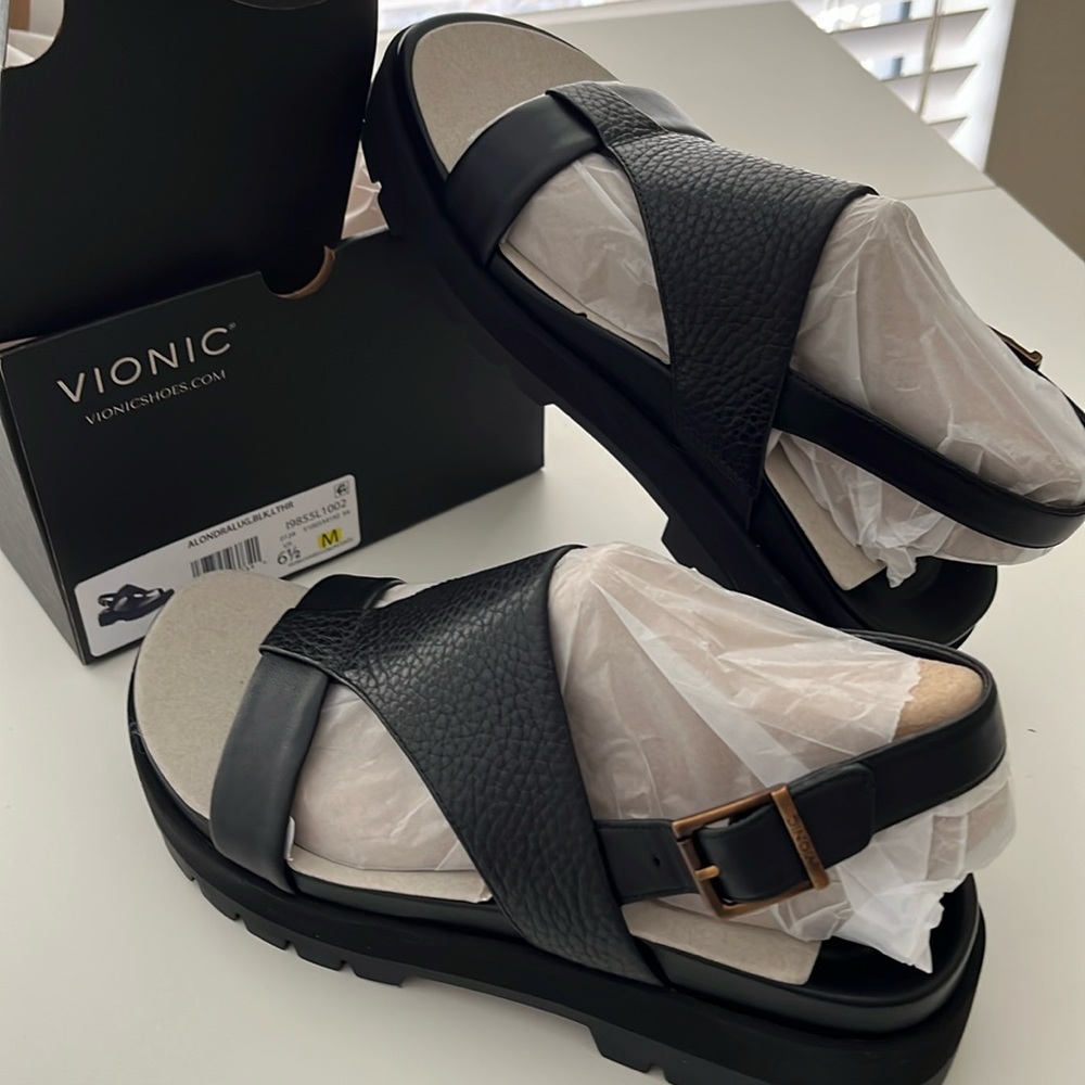 Vionic black sandals, brand new, never been worn.